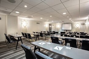 THE MIDLAND HOTEL, Chicago, a Tribute Portfolio Hotel