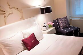 THE MIDLAND HOTEL, Chicago, a Tribute Portfolio Hotel