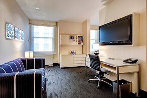 THE MIDLAND HOTEL, Chicago, a Tribute Portfolio Hotel