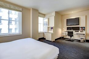 THE MIDLAND HOTEL, Chicago, a Tribute Portfolio Hotel