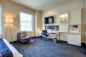 THE MIDLAND HOTEL, Chicago, a Tribute Portfolio Hotel