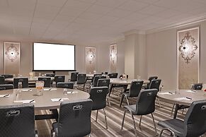 THE MIDLAND HOTEL, Chicago, a Tribute Portfolio Hotel