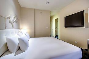 THE MIDLAND HOTEL, Chicago, a Tribute Portfolio Hotel