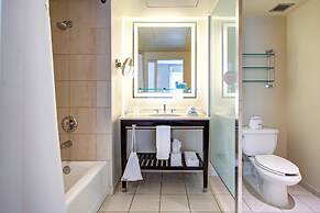 THE MIDLAND HOTEL, Chicago, a Tribute Portfolio Hotel