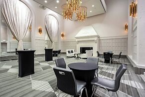 THE MIDLAND HOTEL, Chicago, a Tribute Portfolio Hotel