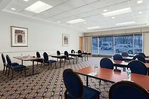 DoubleTree by Hilton Newark Penn Station