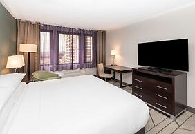 DoubleTree by Hilton Newark Penn Station