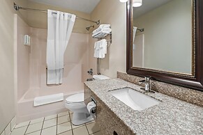 Quality Inn Dubuque on Hwy 20
