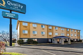 Quality Inn Dubuque on Hwy 20