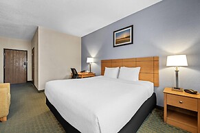 Quality Inn Dubuque on Hwy 20