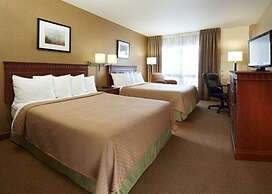 Quality Inn & Suites P.E. Trudeau Airport