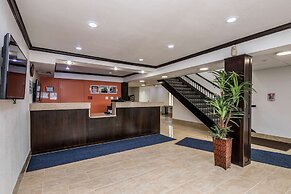 Motel 6 Peoria, IL