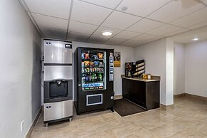 Motel 6 Peoria, IL