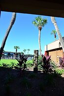 Quality Inn & Suites Gulf Breeze Bayside near Pensacola Beach