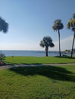 Quality Inn & Suites Gulf Breeze Bayside near Pensacola Beach