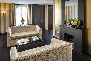 60 Hyde Park Gate Hotel