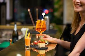 60 Hyde Park Gate Hotel