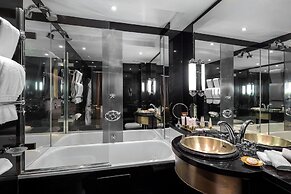 60 Hyde Park Gate Hotel