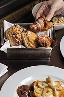 60 Hyde Park Gate Hotel