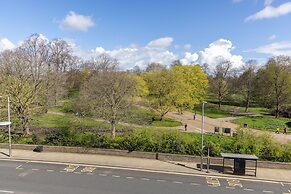 60 Hyde Park Gate Hotel