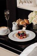 60 Hyde Park Gate Hotel