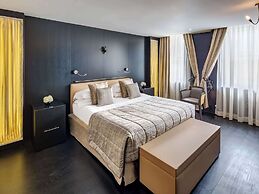 60 Hyde Park Gate Hotel