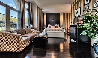 60 Hyde Park Gate Hotel