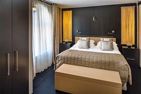 60 Hyde Park Gate Hotel