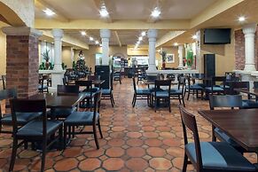 Embassy Suites by Hilton Kansas City Plaza