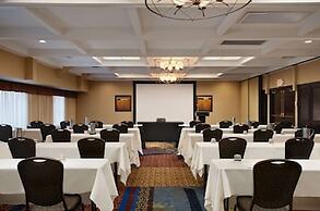 Embassy Suites by Hilton Kansas City Plaza