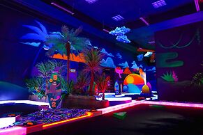 Cedar Point's Castaway Bay