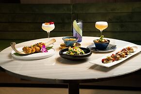 Sheraton Centre Toronto Hotel