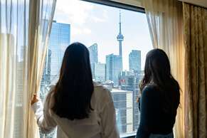 Sheraton Centre Toronto Hotel