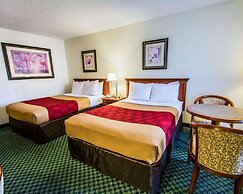 Econo Lodge Port Canaveral Area