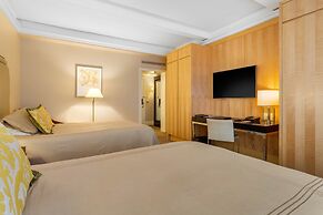 Omni Berkshire Place