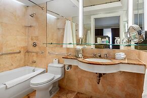 Omni Berkshire Place