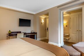 Omni Berkshire Place