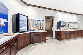 Holiday Inn Express Nashville-Hendersonville by IHG