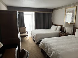 Travelodge by Wyndham Niagara Falls Fallsview