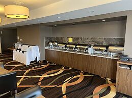 Travelodge by Wyndham Niagara Falls Fallsview