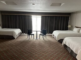 Travelodge by Wyndham Niagara Falls Fallsview