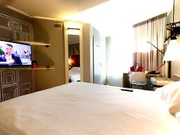 ibis Hotel Köln Centrum