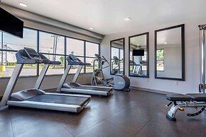 Comfort Inn & Suites Liverpool - Syracuse North
