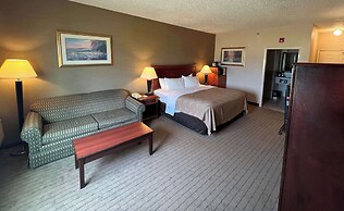 Quality Inn & Suites Grants - I-40