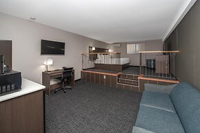 Coast Lethbridge Hotel & Conference Centre