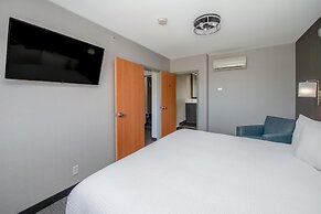 Coast Lethbridge Hotel & Conference Centre