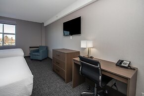 Coast Lethbridge Hotel & Conference Centre