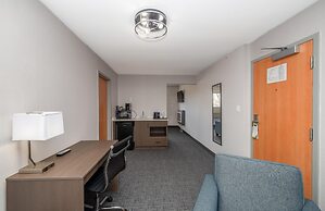 Coast Lethbridge Hotel & Conference Centre