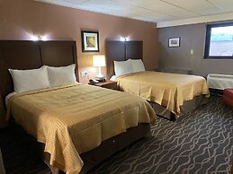 Economy Inn North Randall