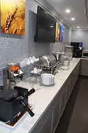 Comfort Inn & Suites Coralville - Iowa City near Iowa River Landing